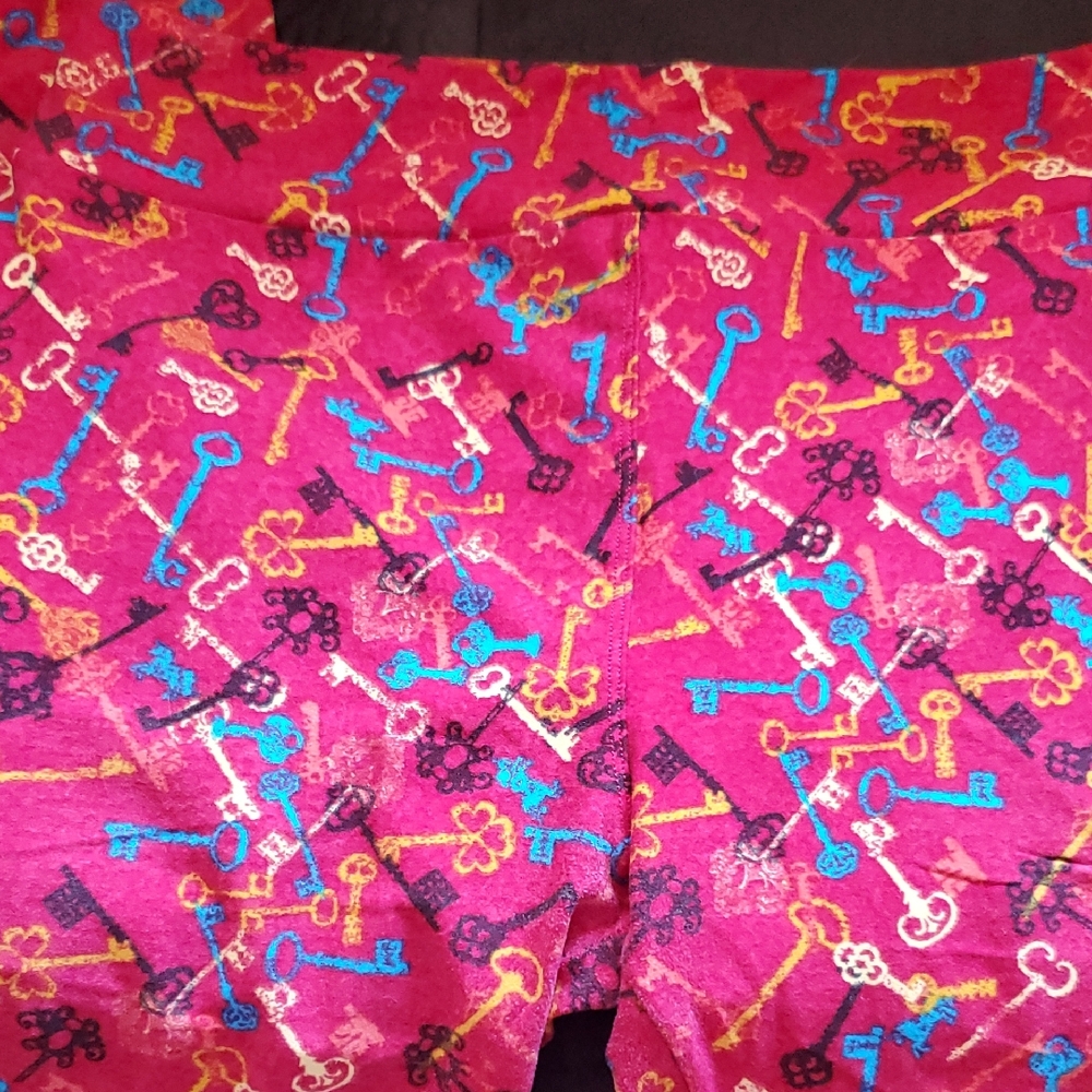 # L047 (CH) LuLaRoe Unicorn Collection Legging.